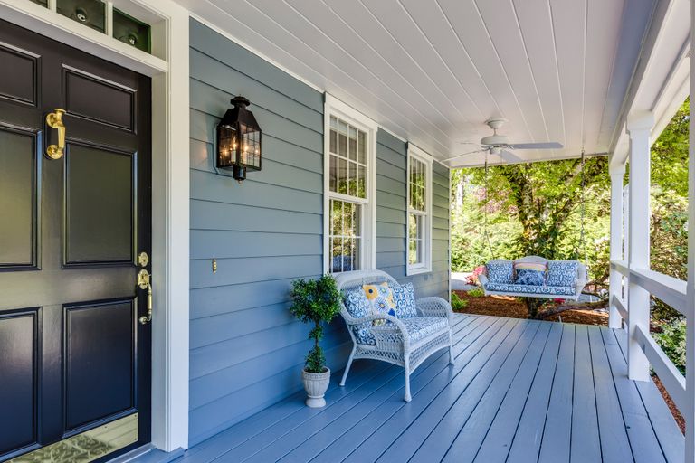 Davis Custom Finishes Exterior Painting